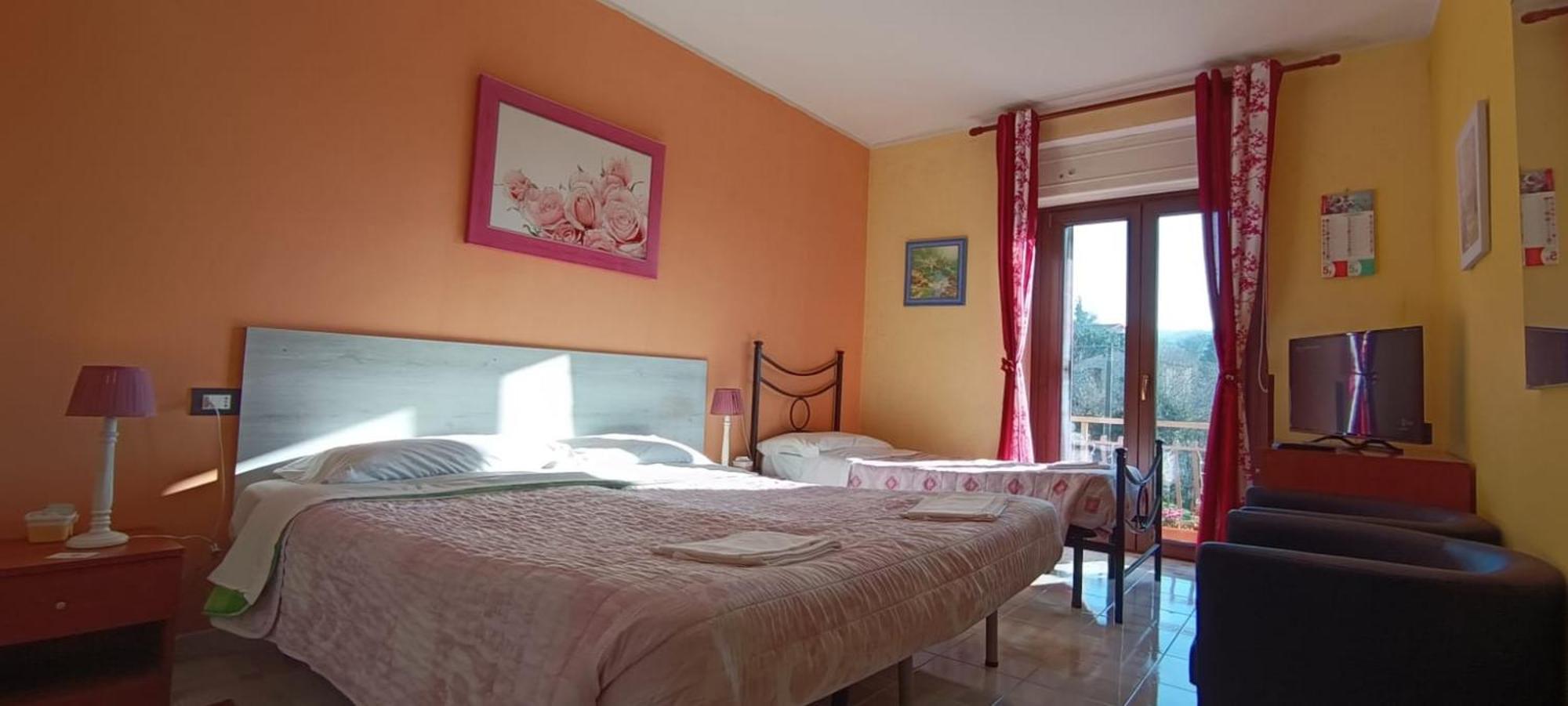 Complesso Turistico Aurora - Camere B&B Poggio Picenze Eksteriør billede