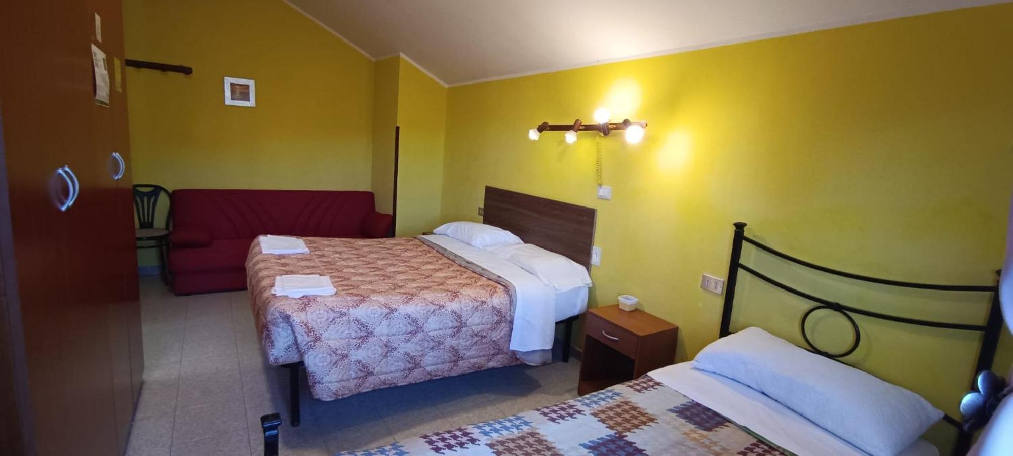 Complesso Turistico Aurora - Camere B&B Poggio Picenze Eksteriør billede