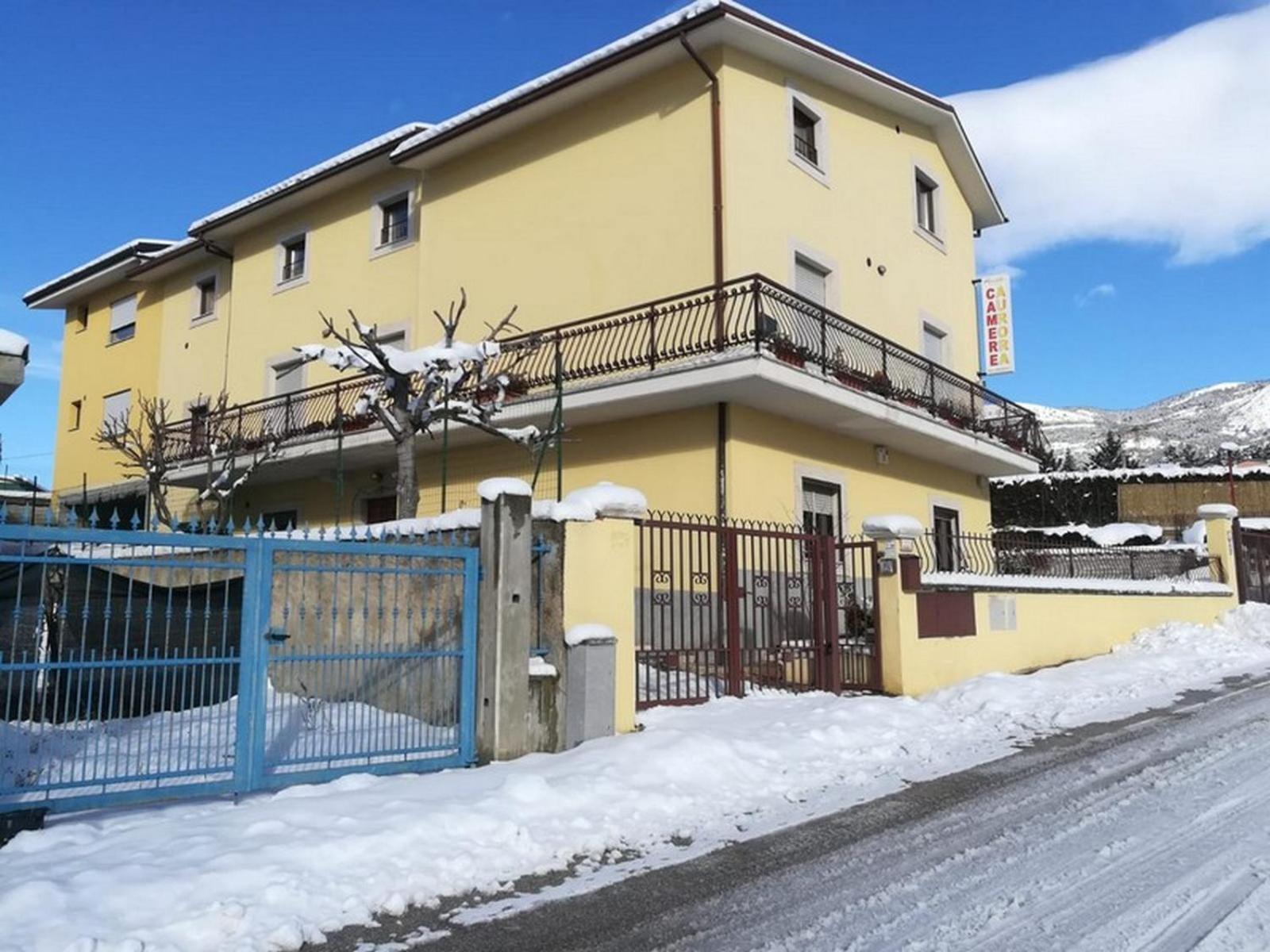 Complesso Turistico Aurora - Camere B&B Poggio Picenze Eksteriør billede