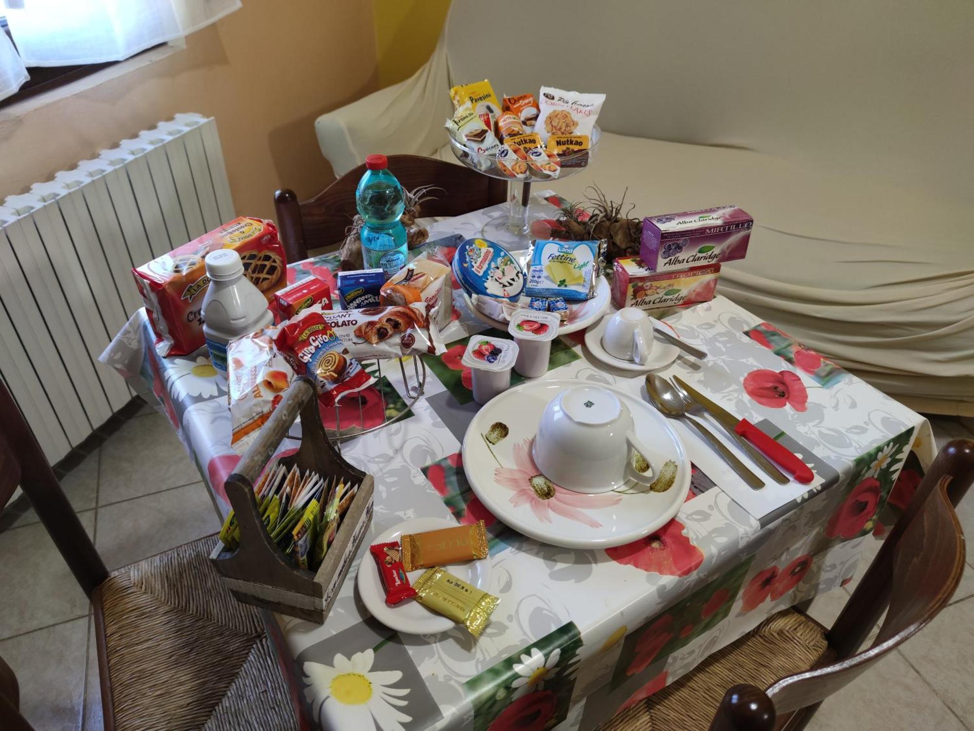 Complesso Turistico Aurora - Camere B&B Poggio Picenze Eksteriør billede